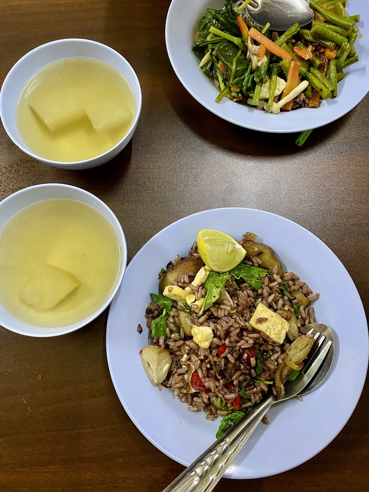 Nang Vegan Vegetarian Restaurant 🇹🇭: food & drinks
