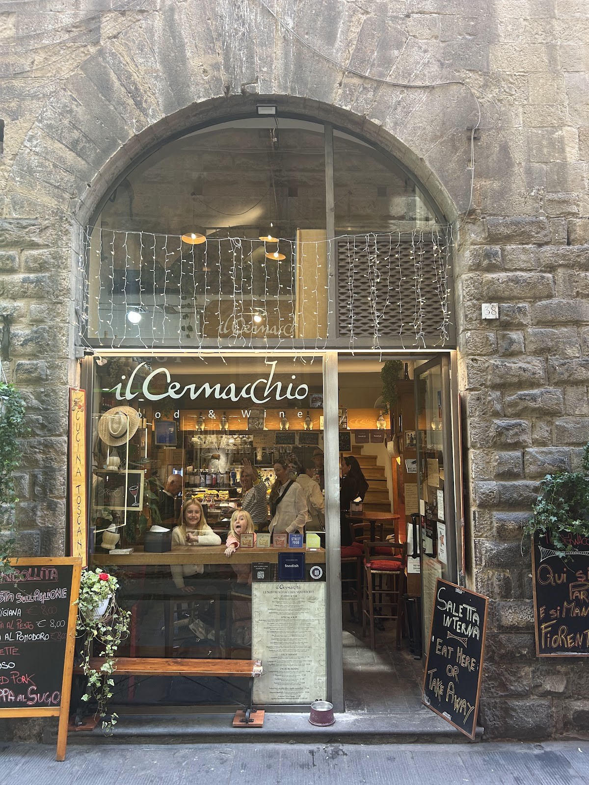 Il Cernacchio: the place