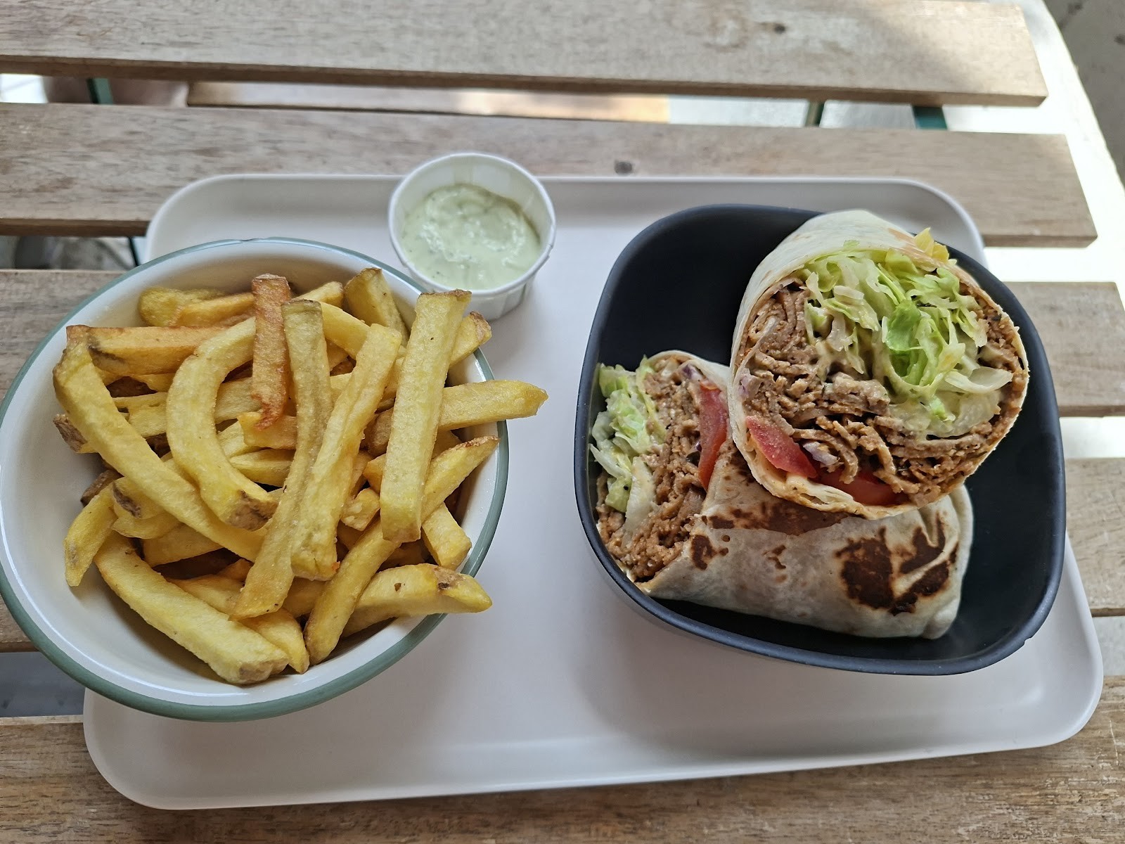 Season Square: food & drinks