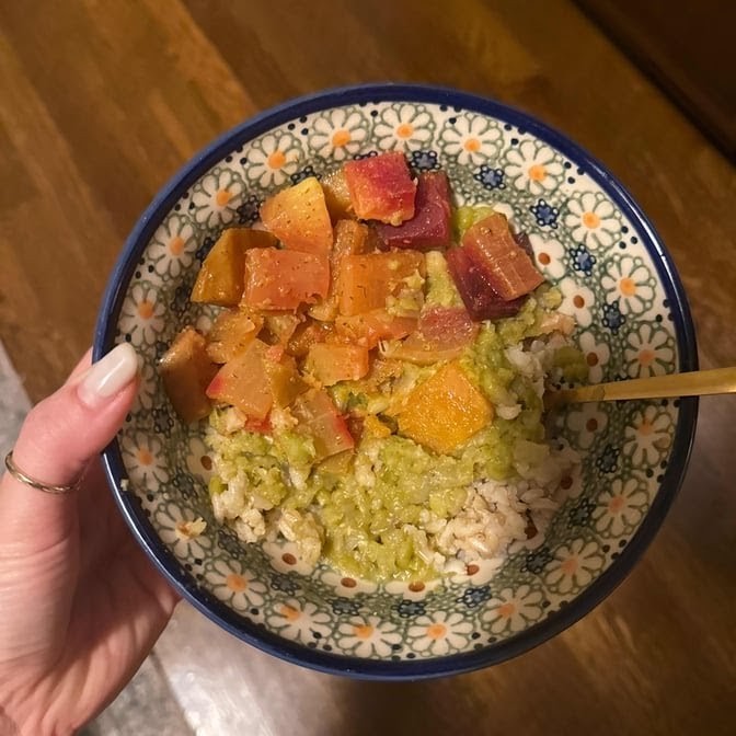 Himalaya Vegan & Organic Restaurant: food & drinks