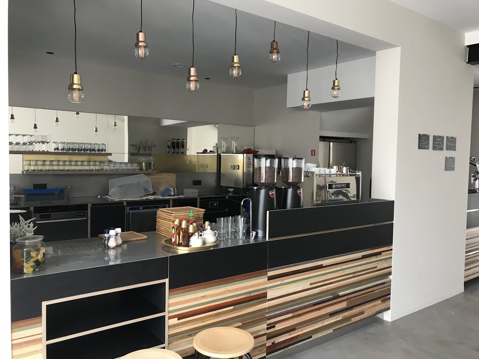 De Mokke - Ontbijt//Lunch//Koffie//Take-away- Vergaderen//Event//Zaal: the place
