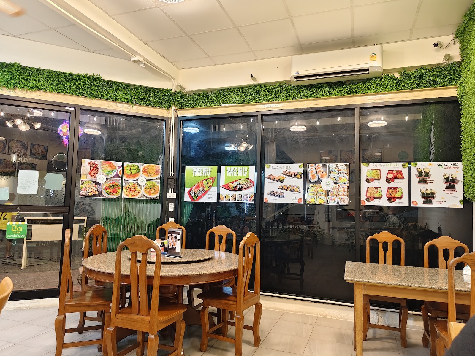 Punsuk Vegetarian: the place