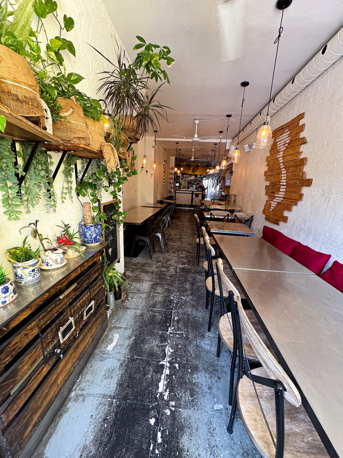 Oxtail Pho & Banh Mi: the place