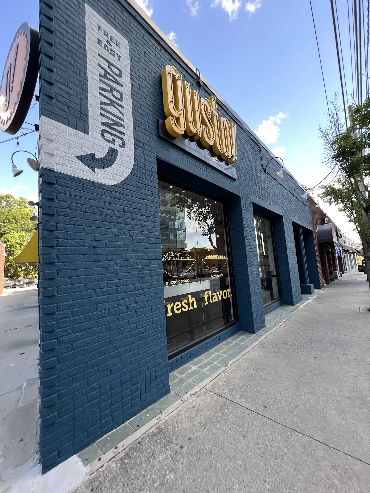 gusto! - healthy bowls & wraps: the place
