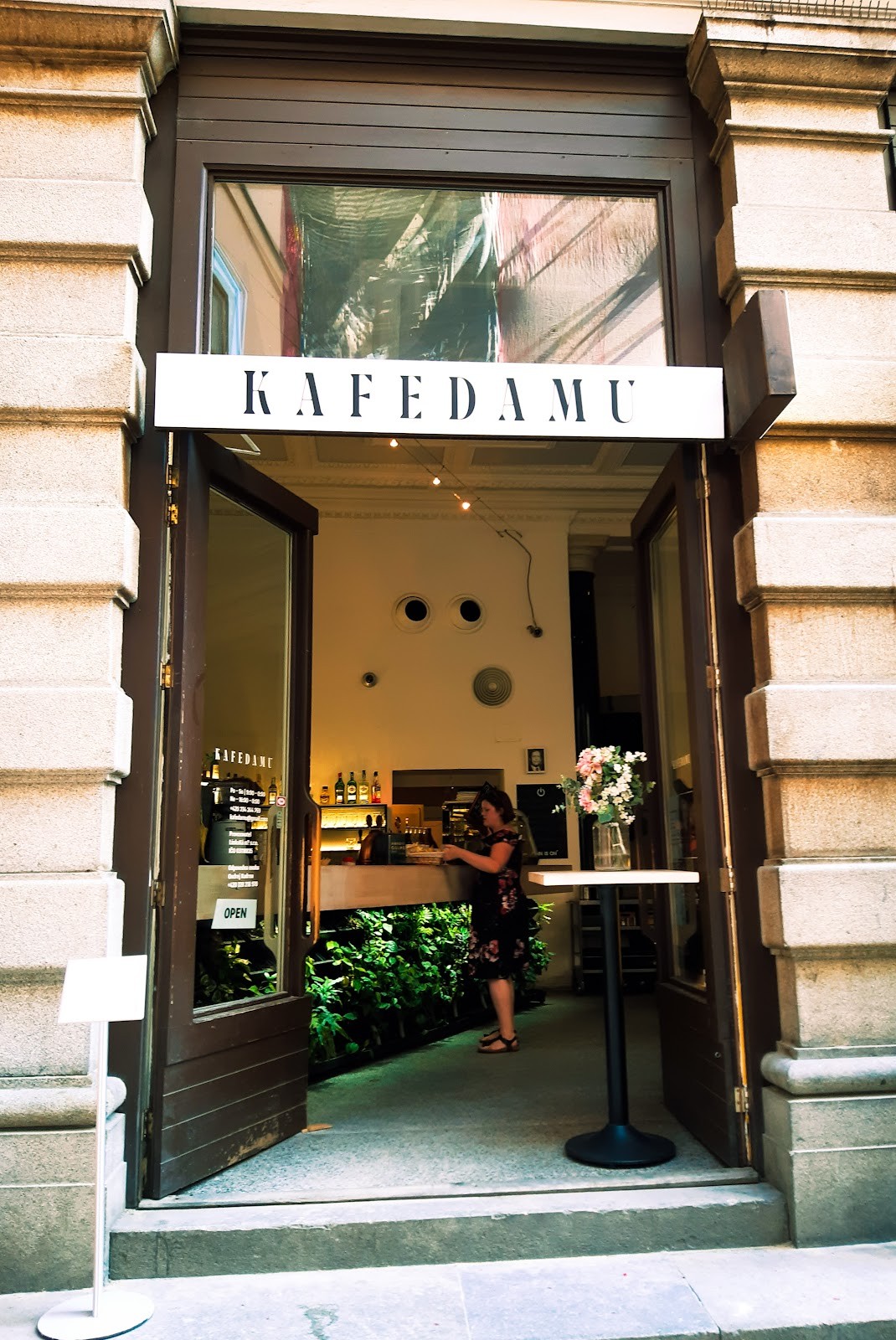 Kafe Damu: the place