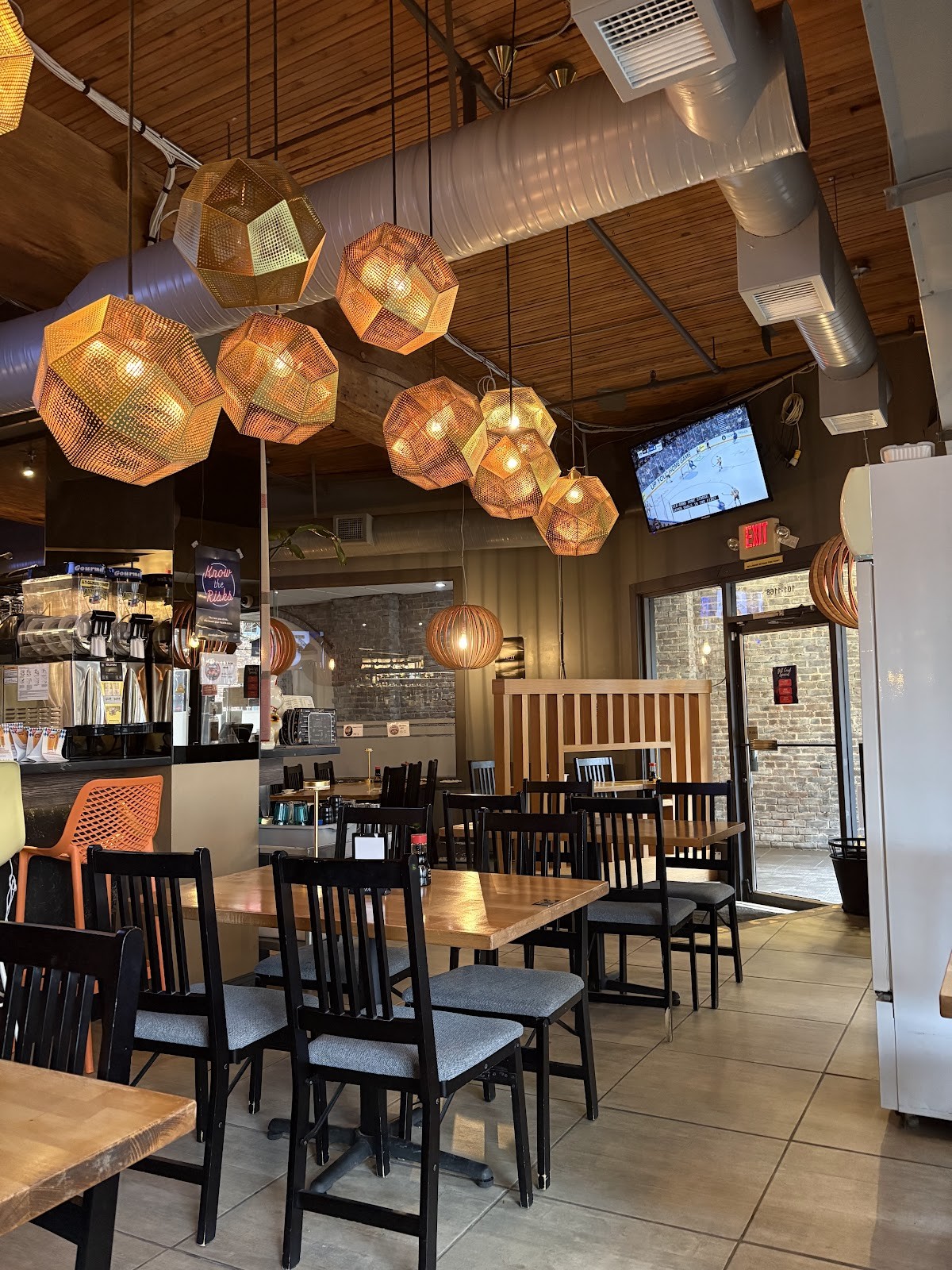 Sushi Maro Japanese Restaurant: the place