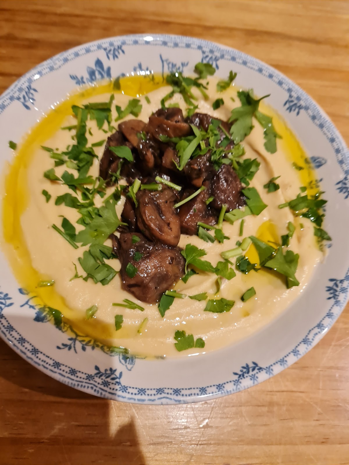 La Hummuseria: food & drinks