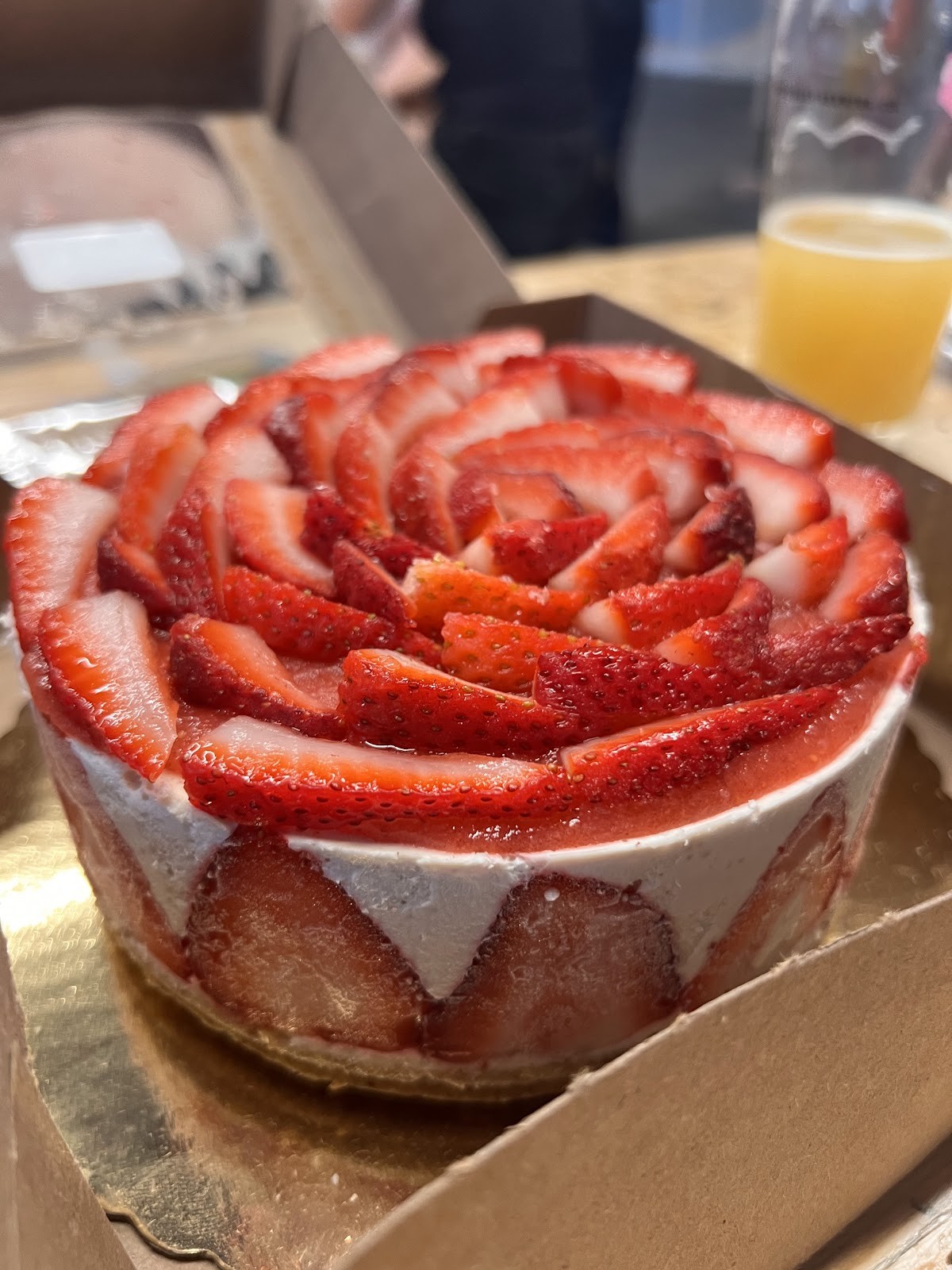 Rawsome Treats: food & drinks