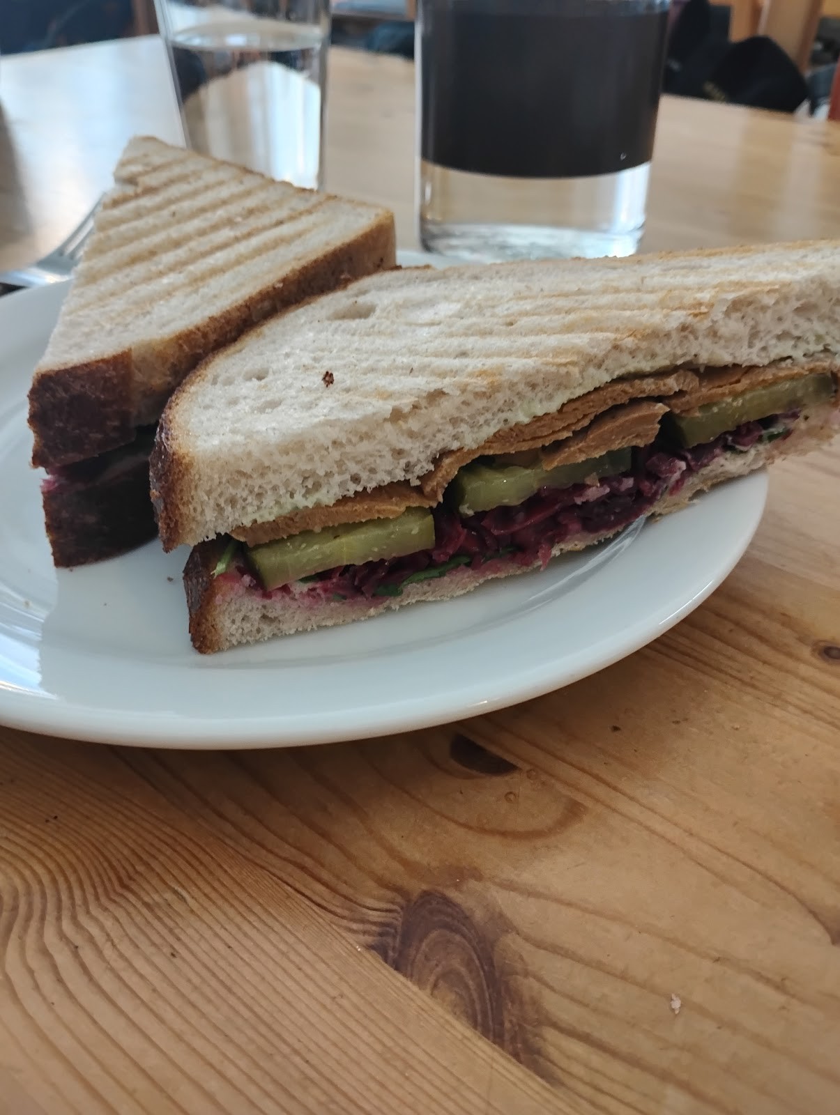 The Sly Fox: food & drinks