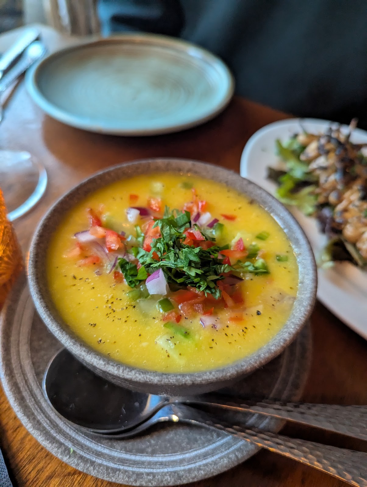 aíso: food & drinks