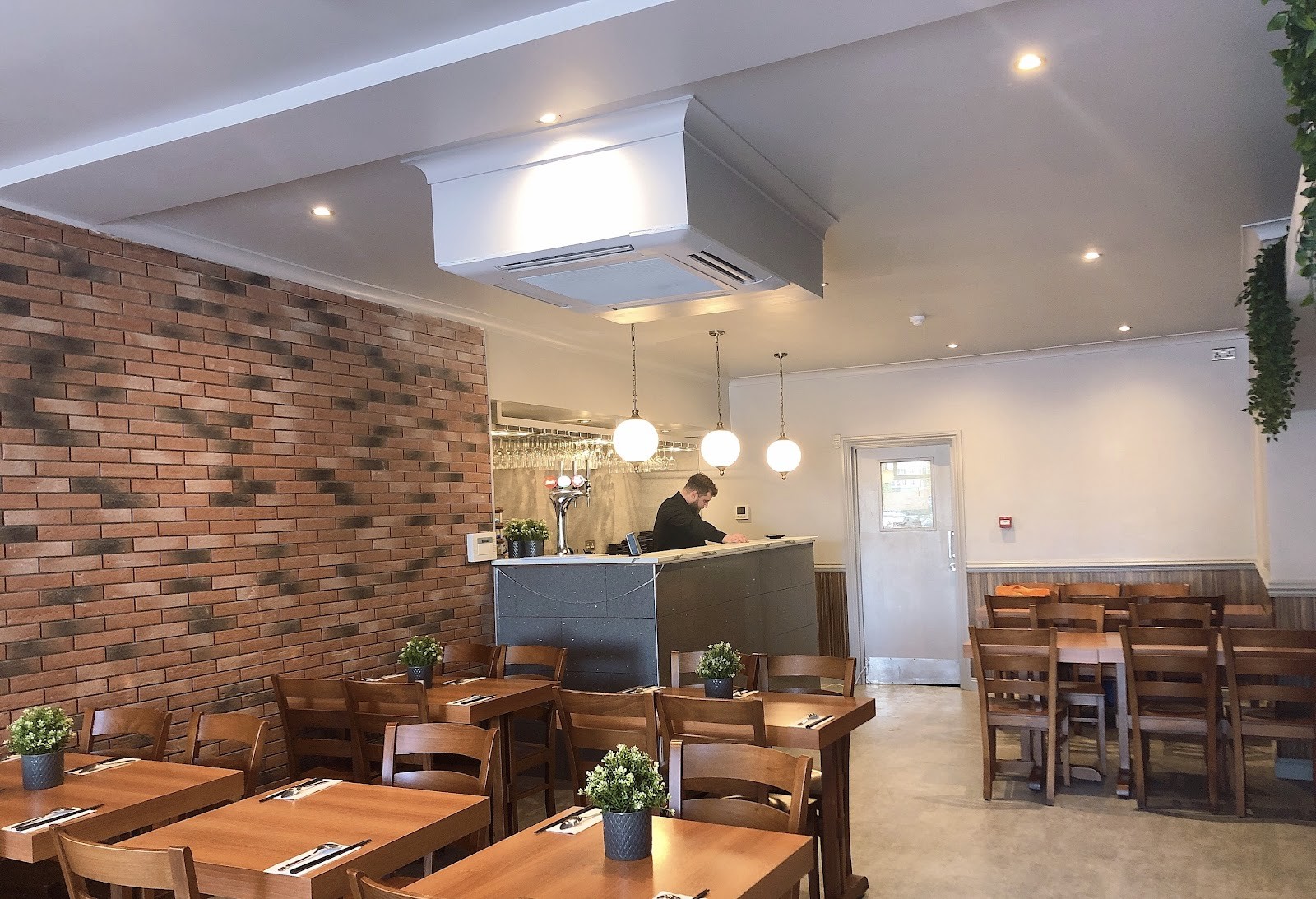 Nom Nom Restaurant: the place