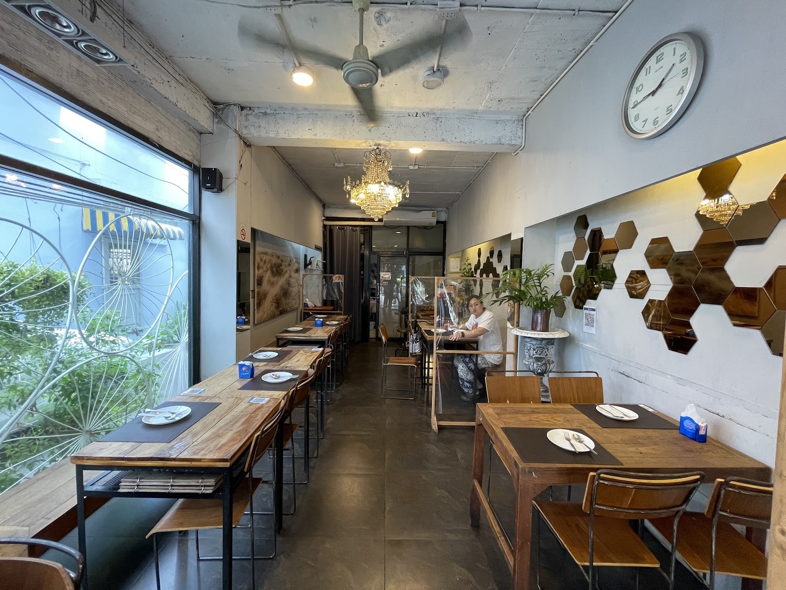 Shamballa Somtam: the place