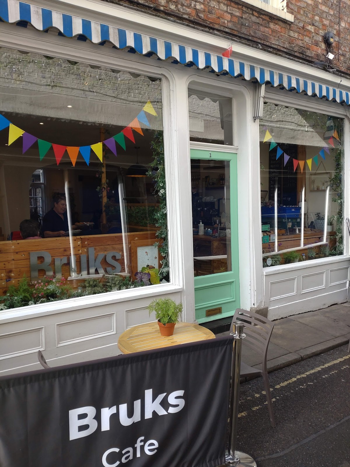 Bruks: the place