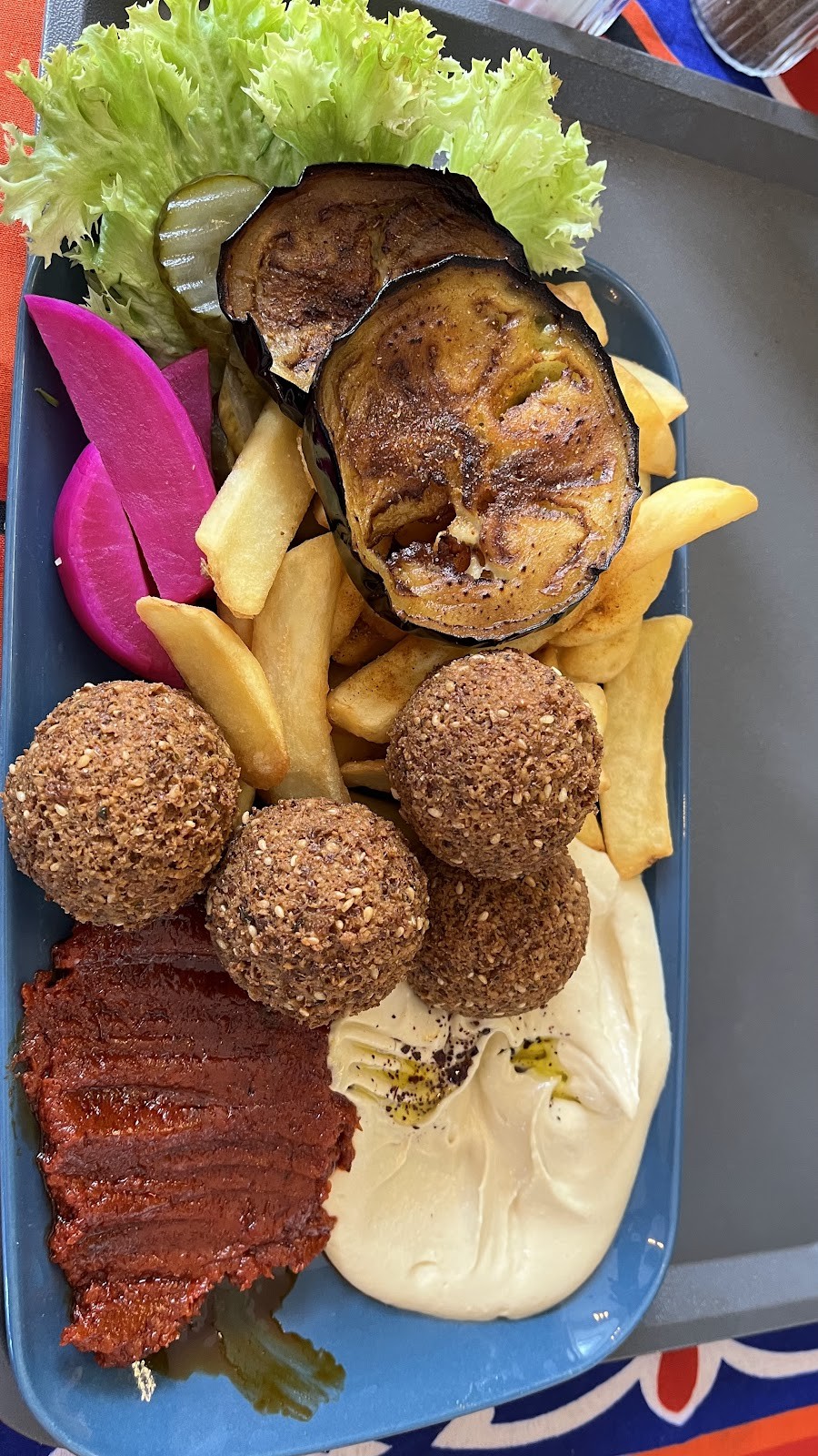 Falafel Garden & Mezze: food & drinks