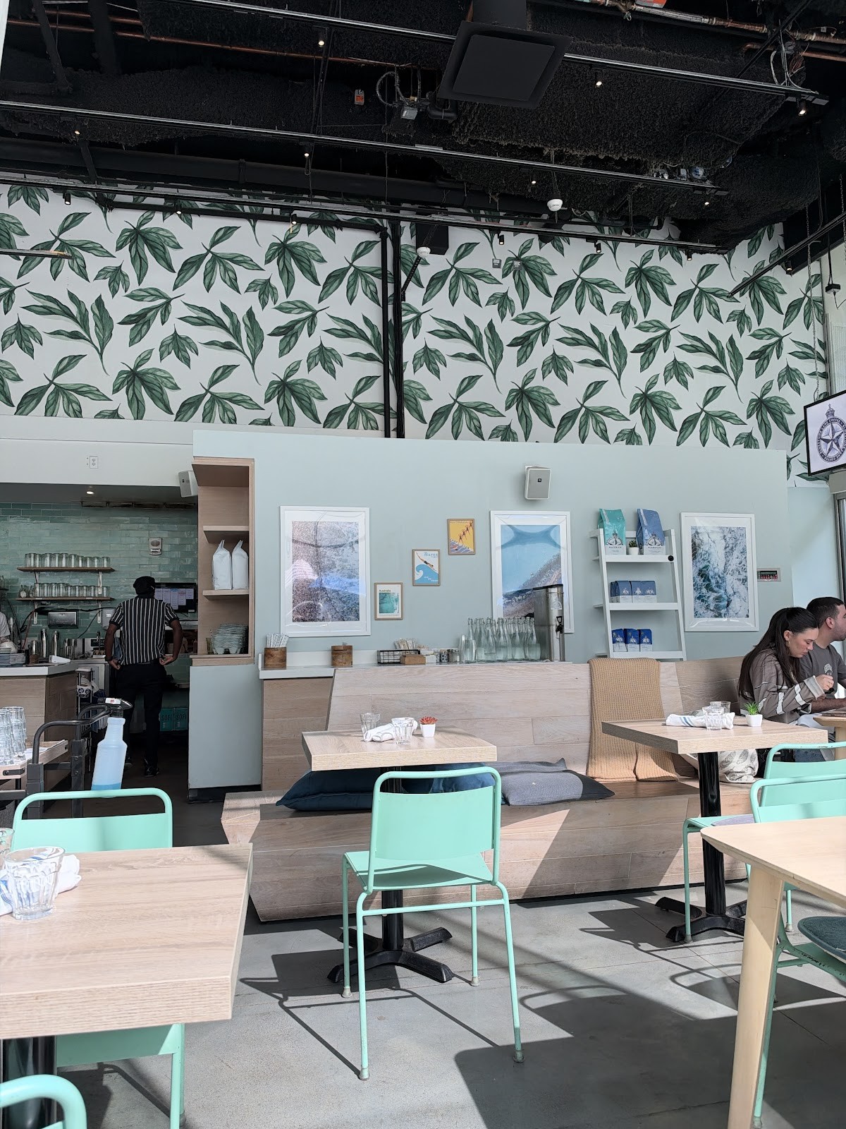 Bluestone Lane West End Café: the place