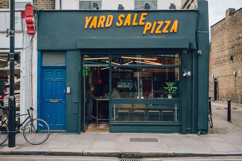 Yard Sale Pizza: the place