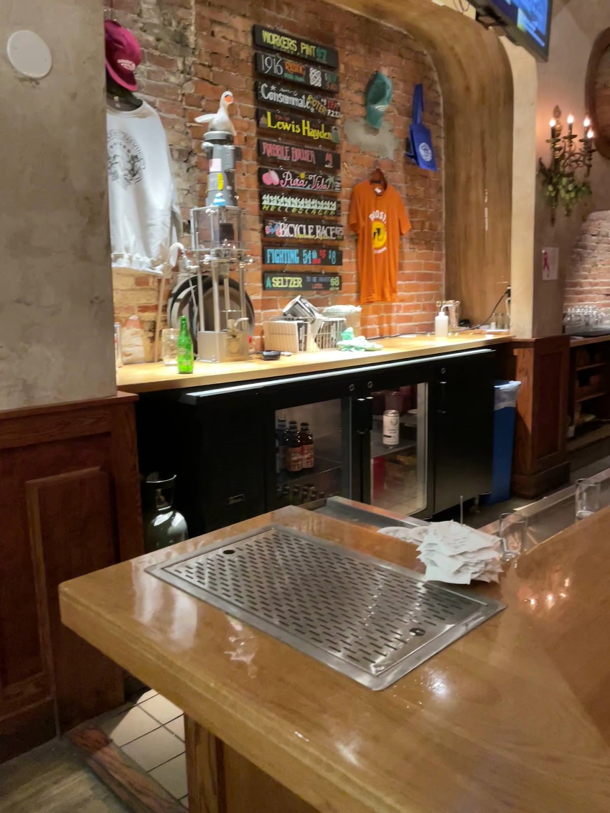 Democracy Brewing: the place
