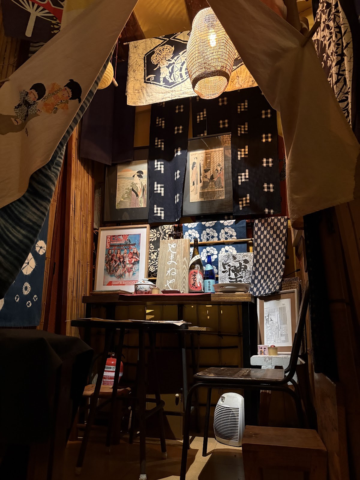 Yamane Borne - Sushi y comida japonesa casera: the place