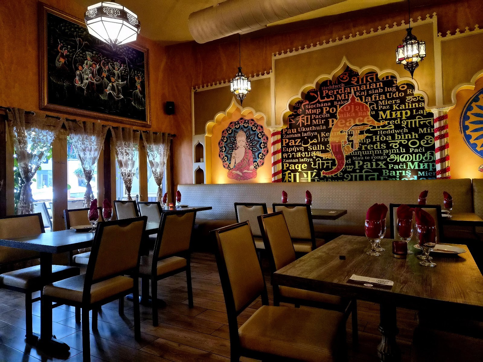 Flavor of India - Studio City: the place
