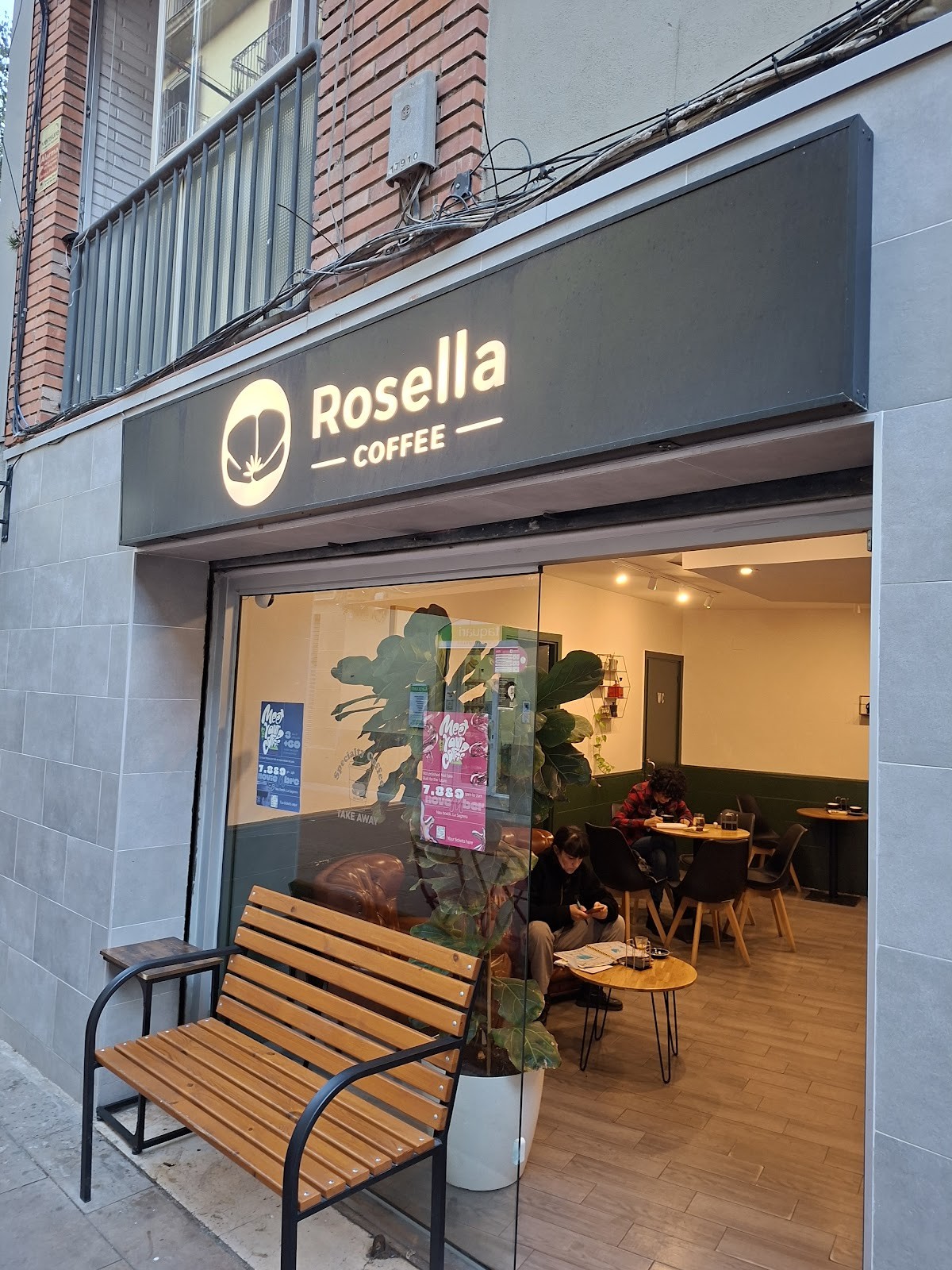 Rosella Coffee: the place