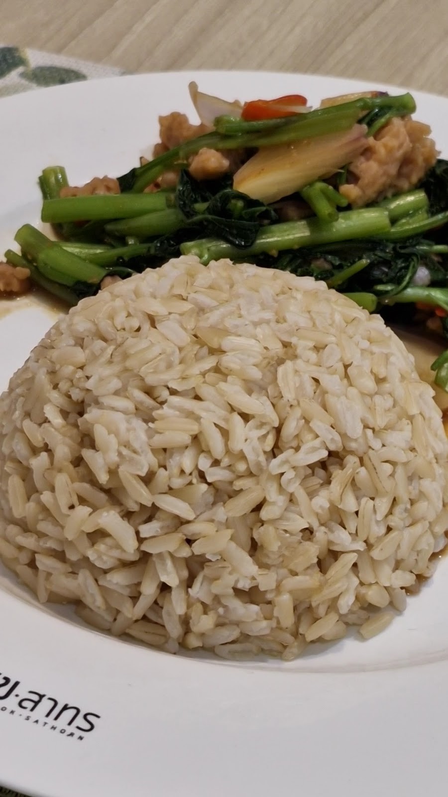 Sook Sathorn Silom Branch: food & drinks