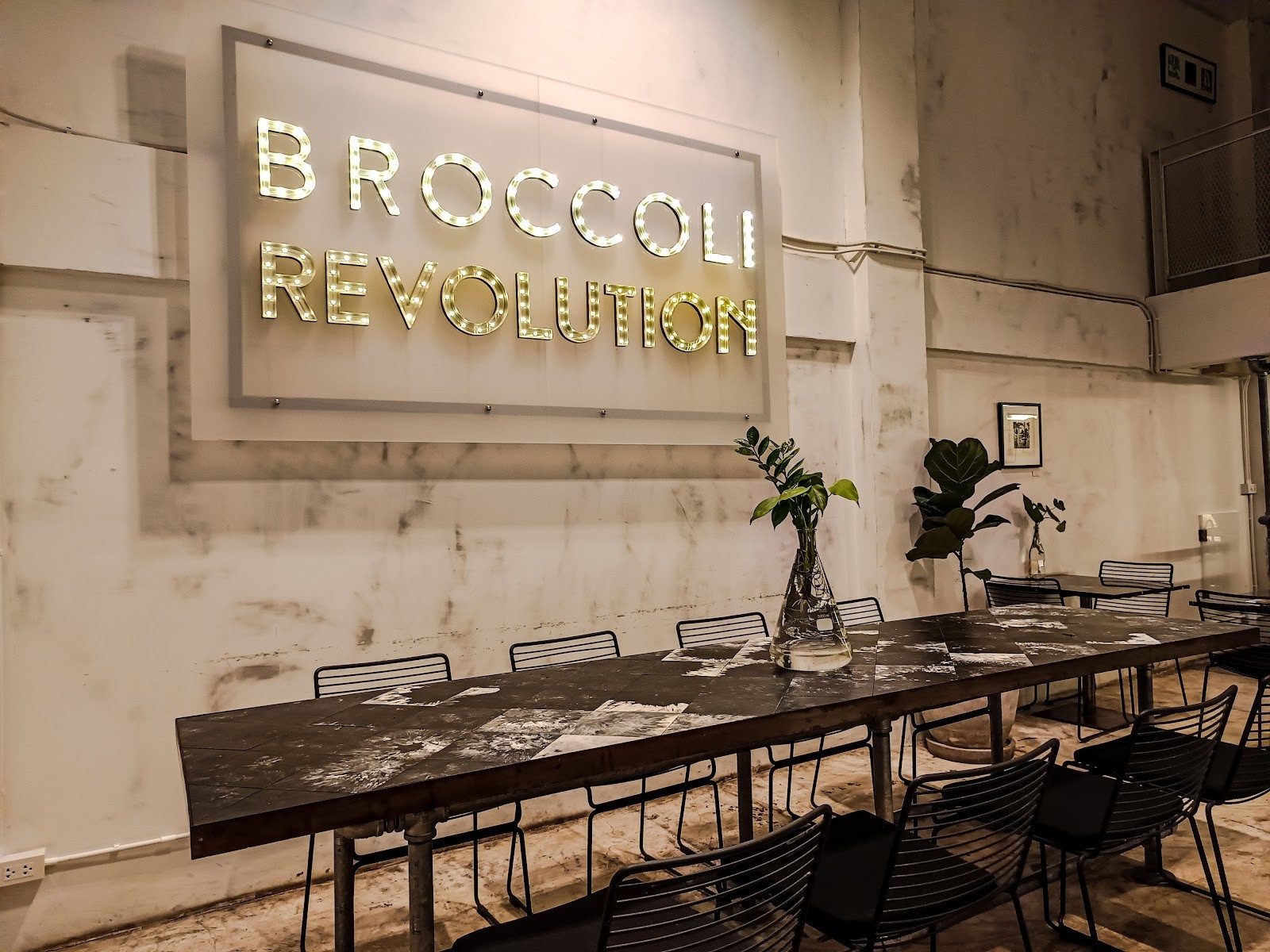 Broccoli Revolution Charoen Krung: the place