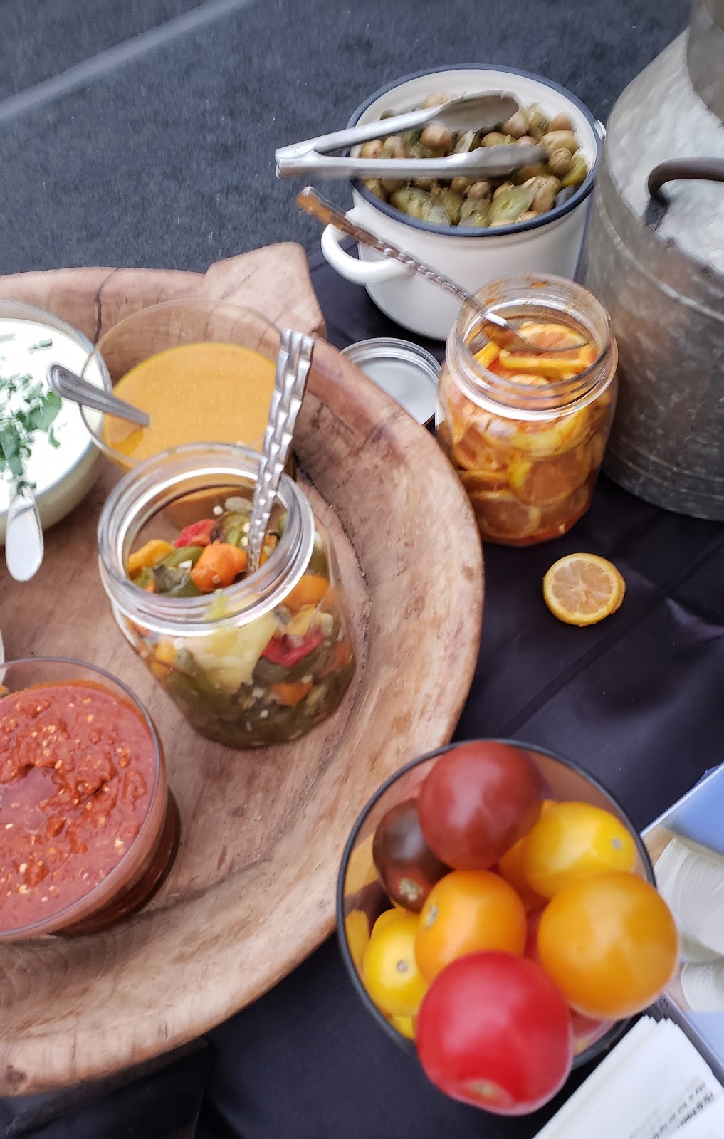 Falafeland Anat food truck: food & drinks
