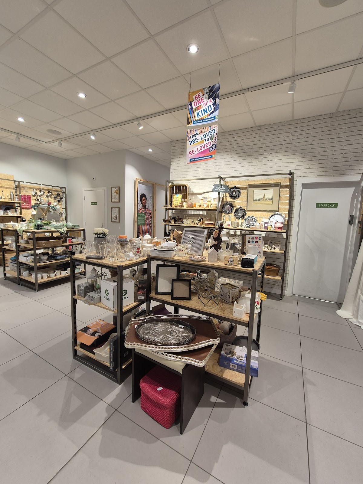 Oxfam Superstore Manchester: the place
