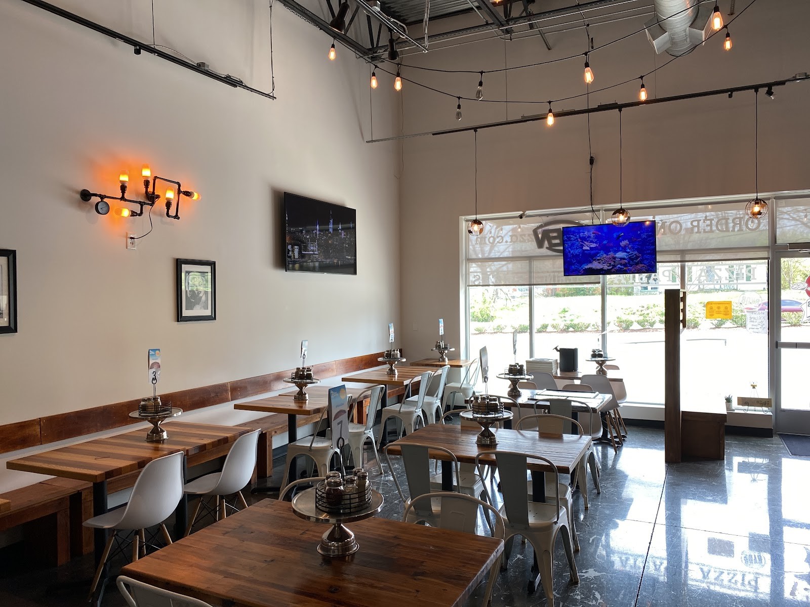 Salvo's Pizza & Pasta Hermitage: the place