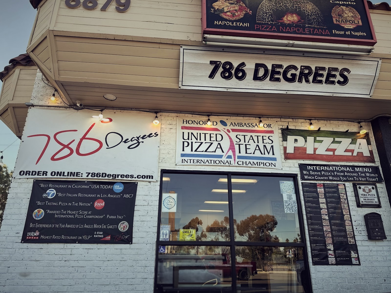 786 Degrees Pizza - Los Angeles: the place