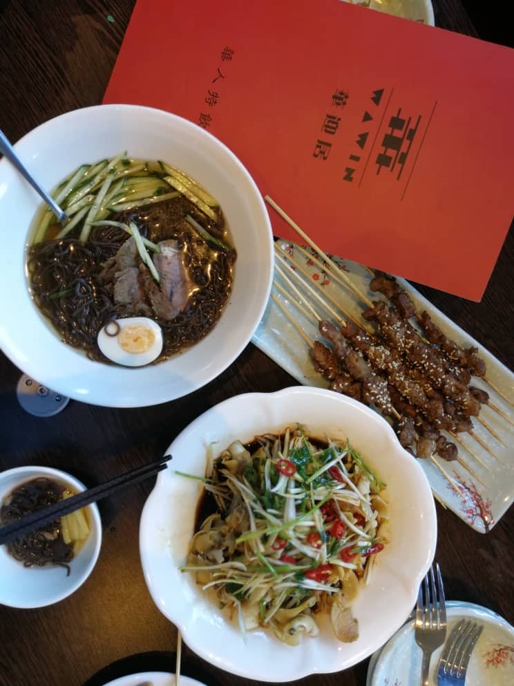 Wawin Vegan Chinese: food & drinks