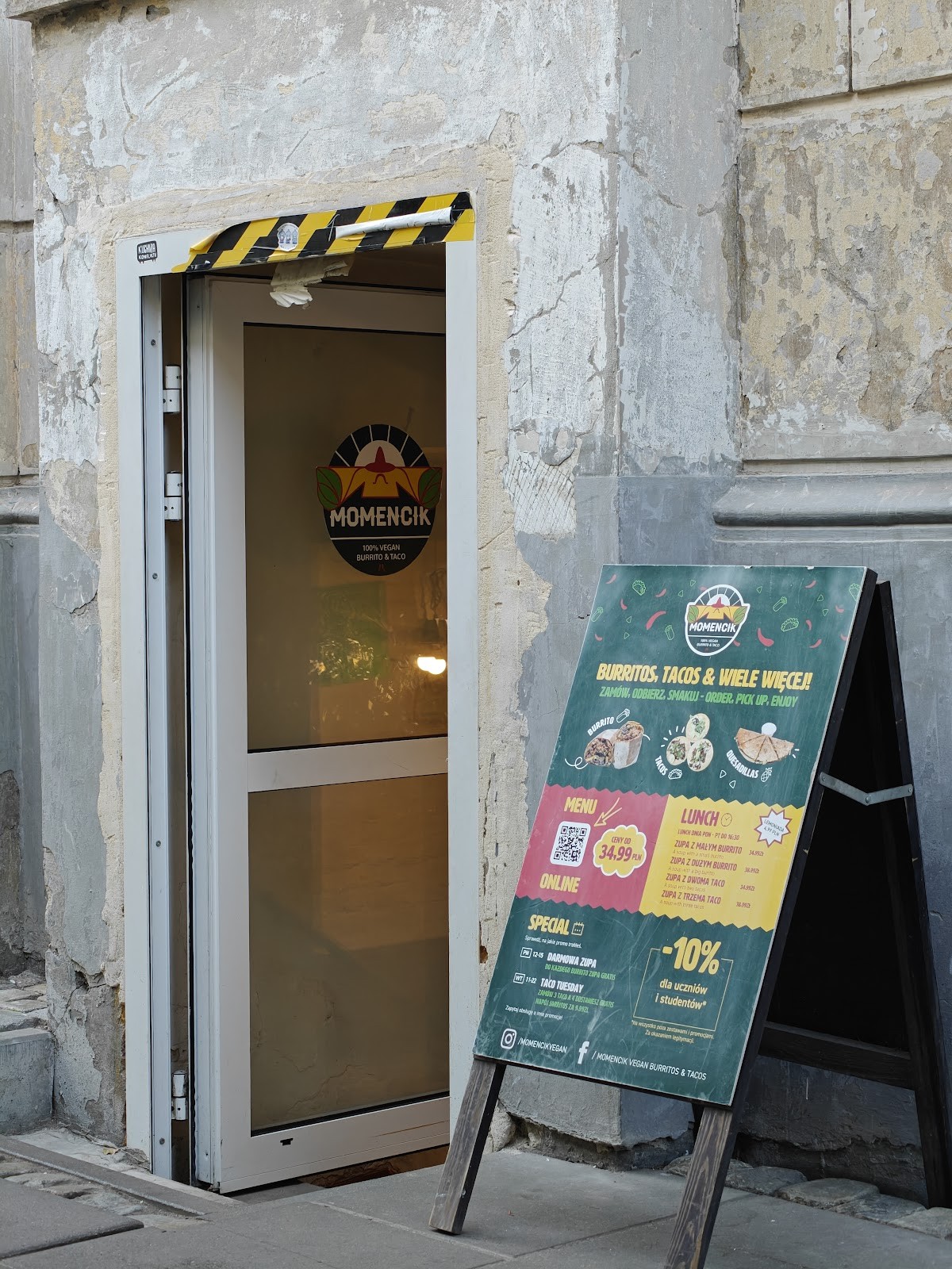 Momencik Vegan Restaurant: the place