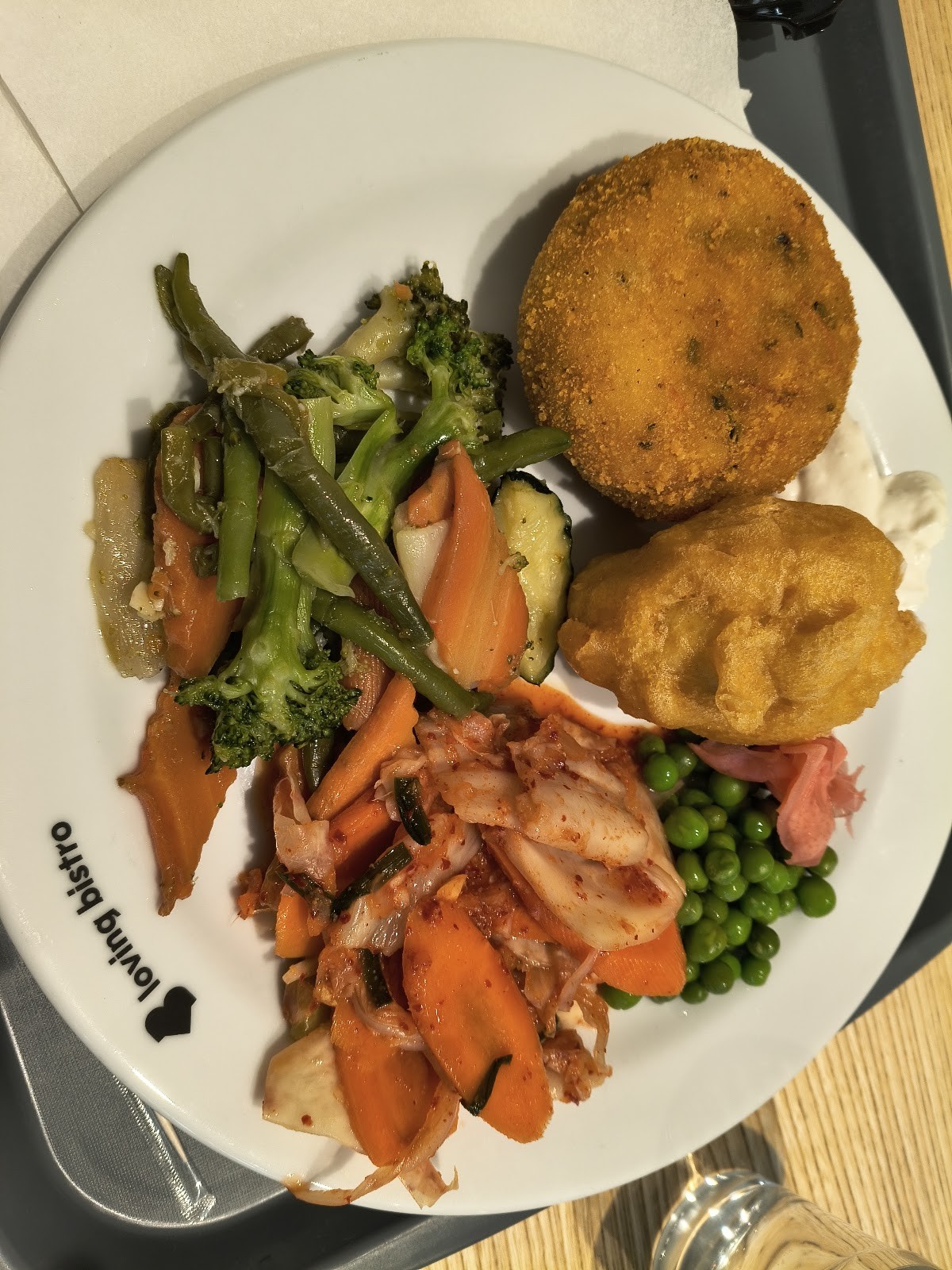 Loving Bistro: food & drinks