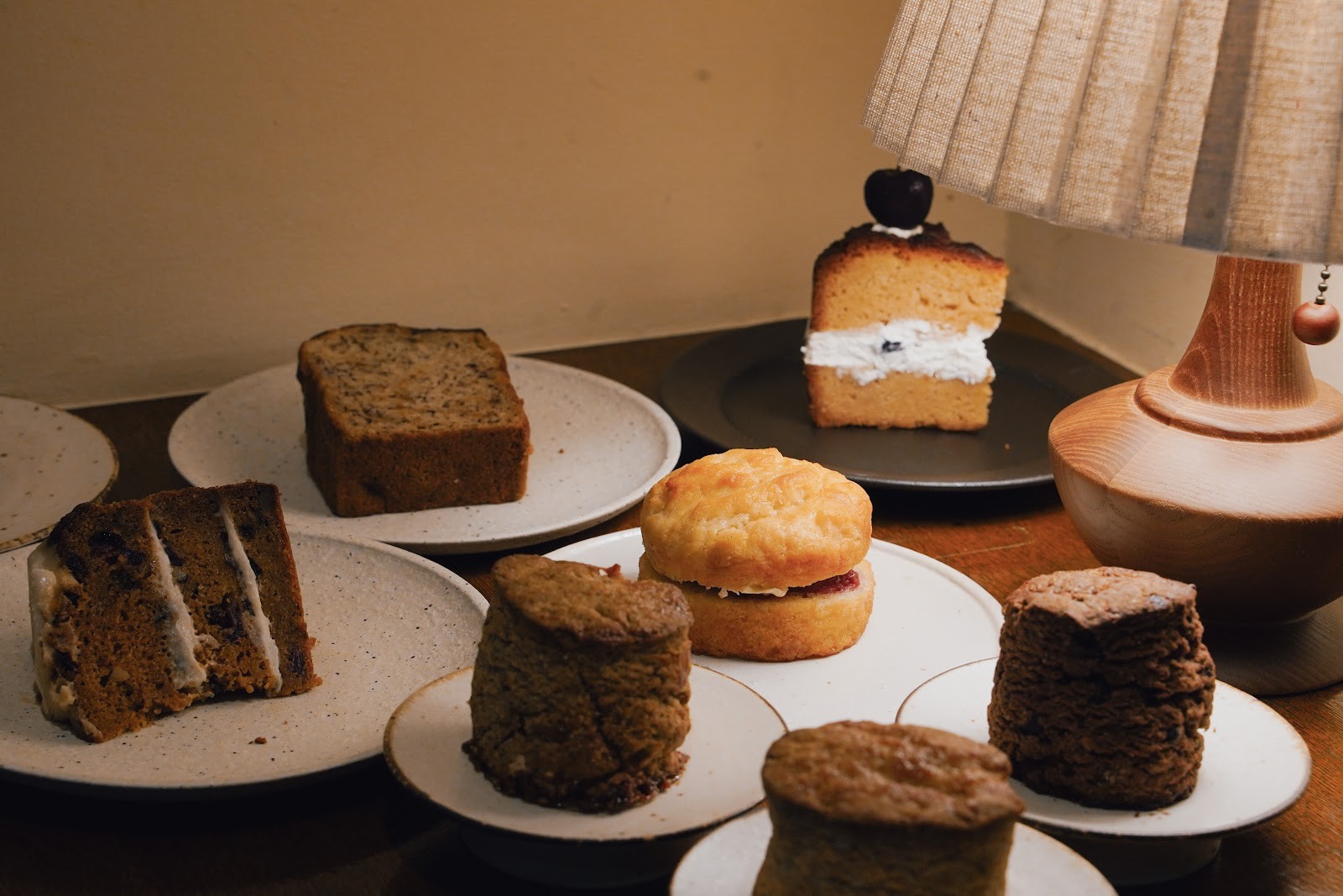 mute Milk Coffee & Bake: food & drinks