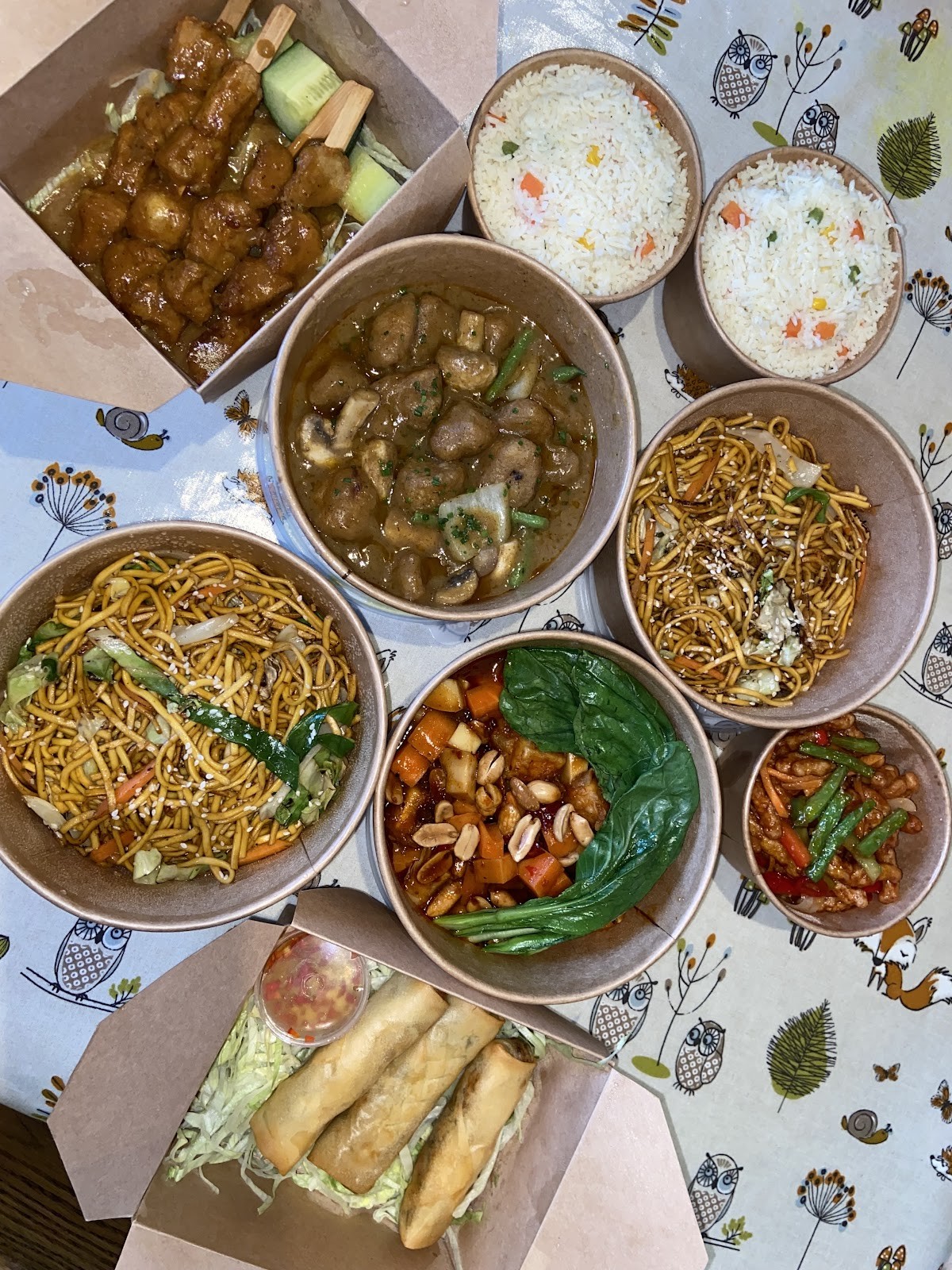 Cheungs Vegan Kitchen: food & drinks