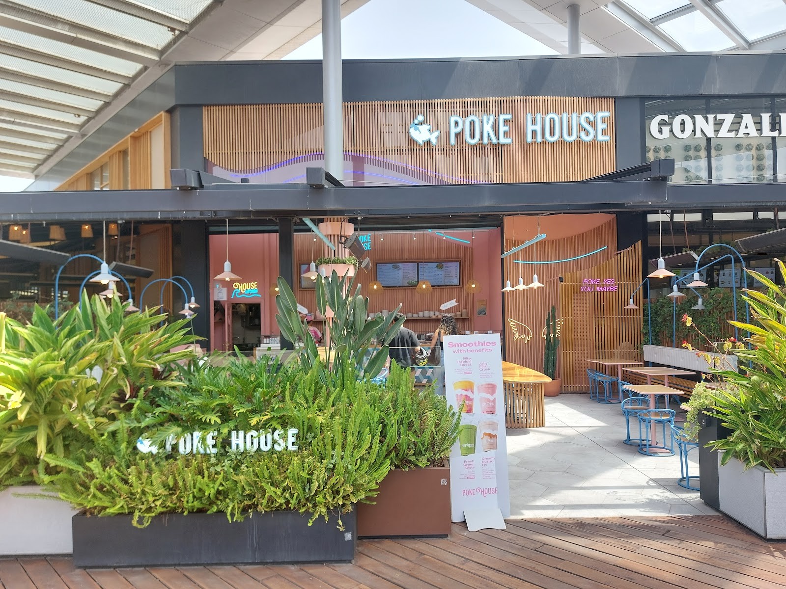 Poke House - La Maquinista: the place