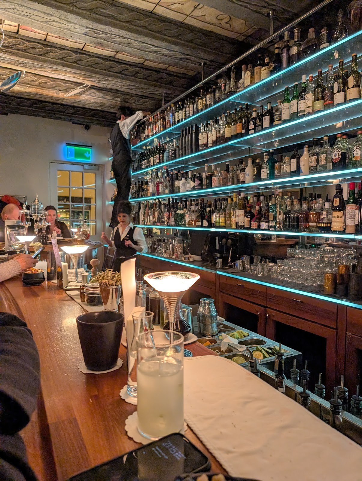 Widder Bar: the place
