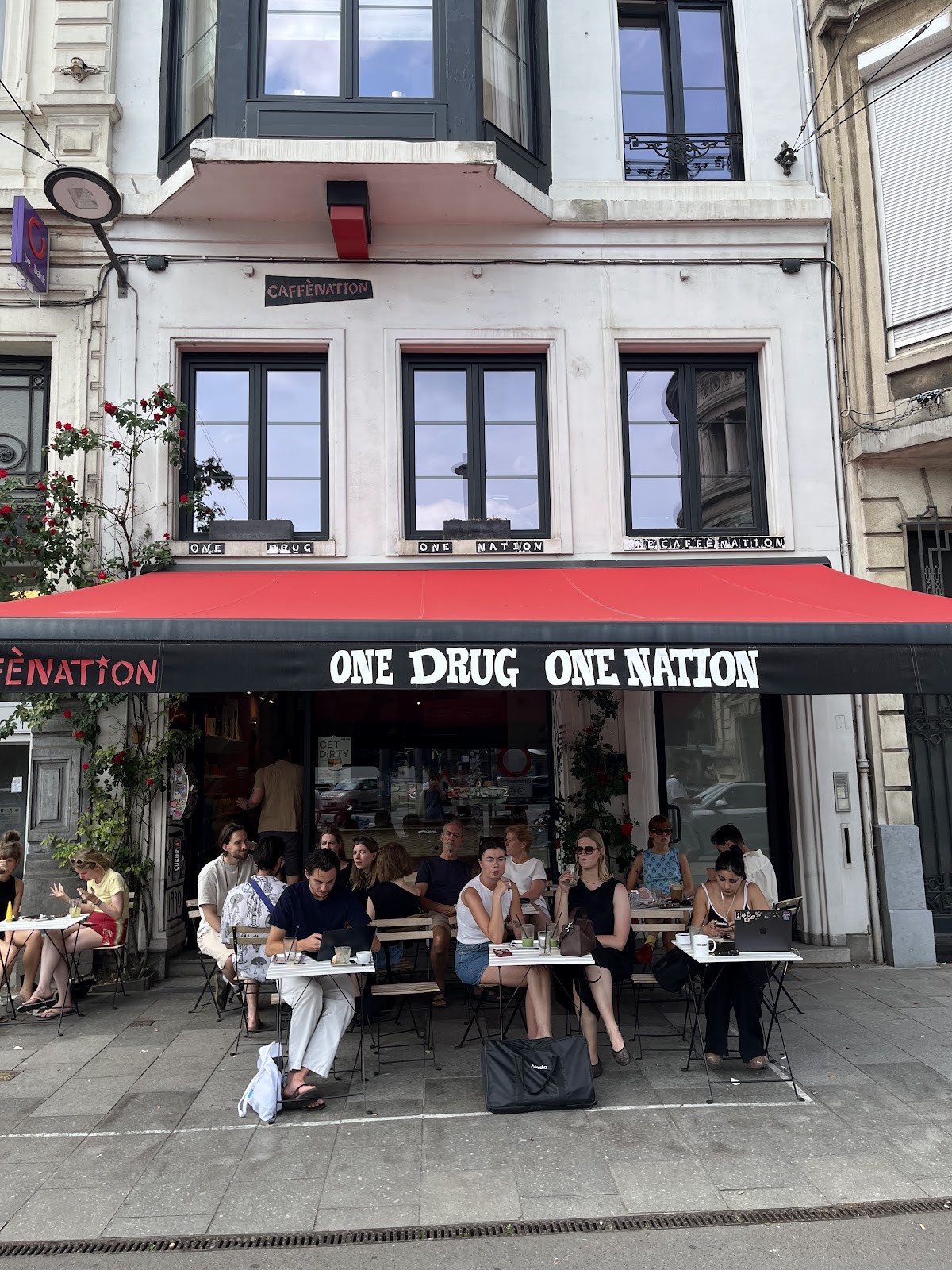 Caffènation: the place