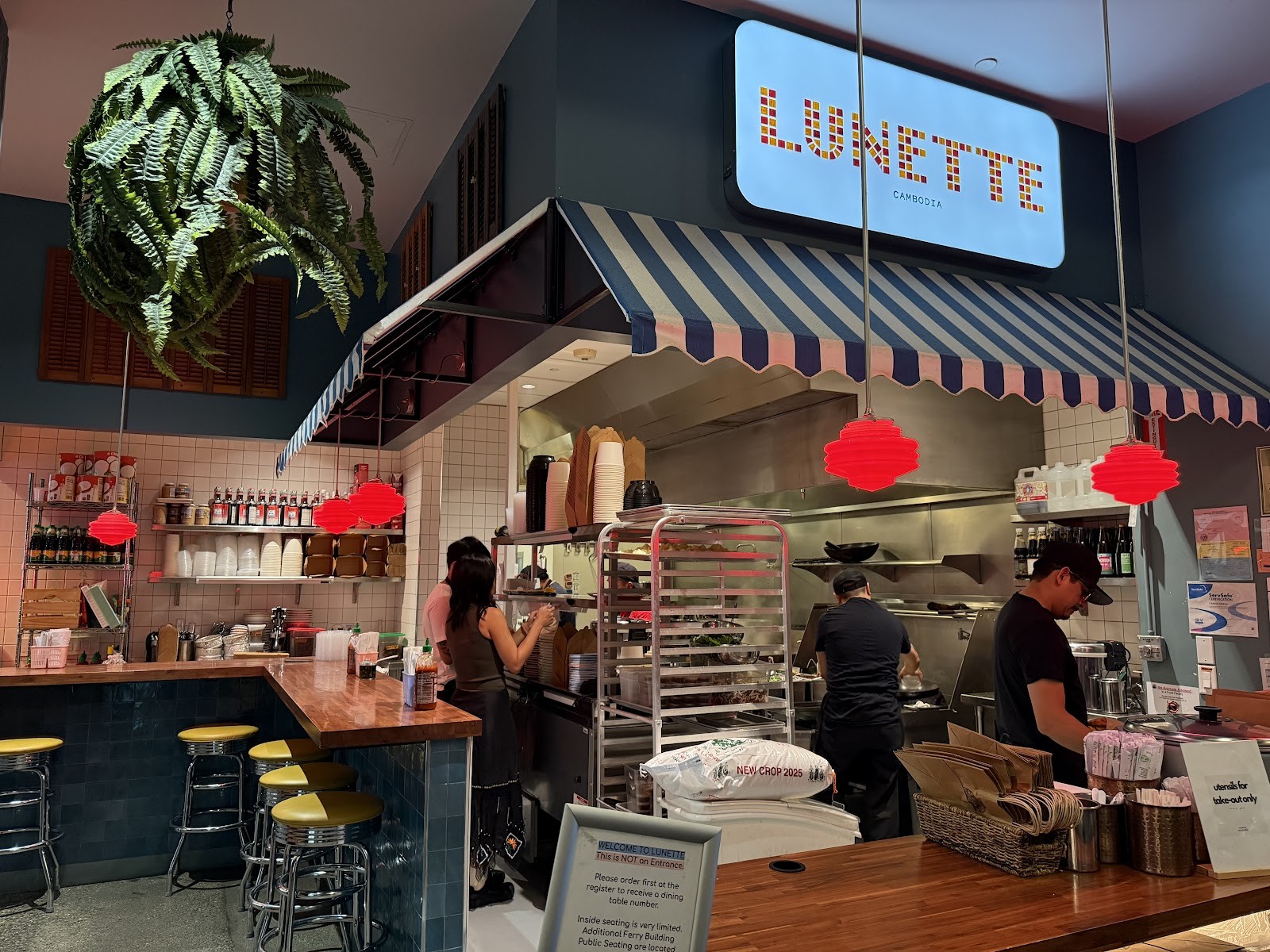 Lunette: the place