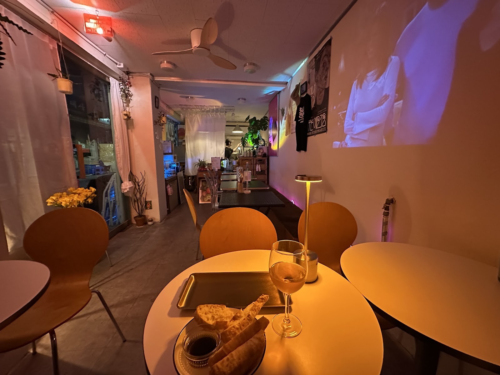 blu seoul _ 블루서울: the place