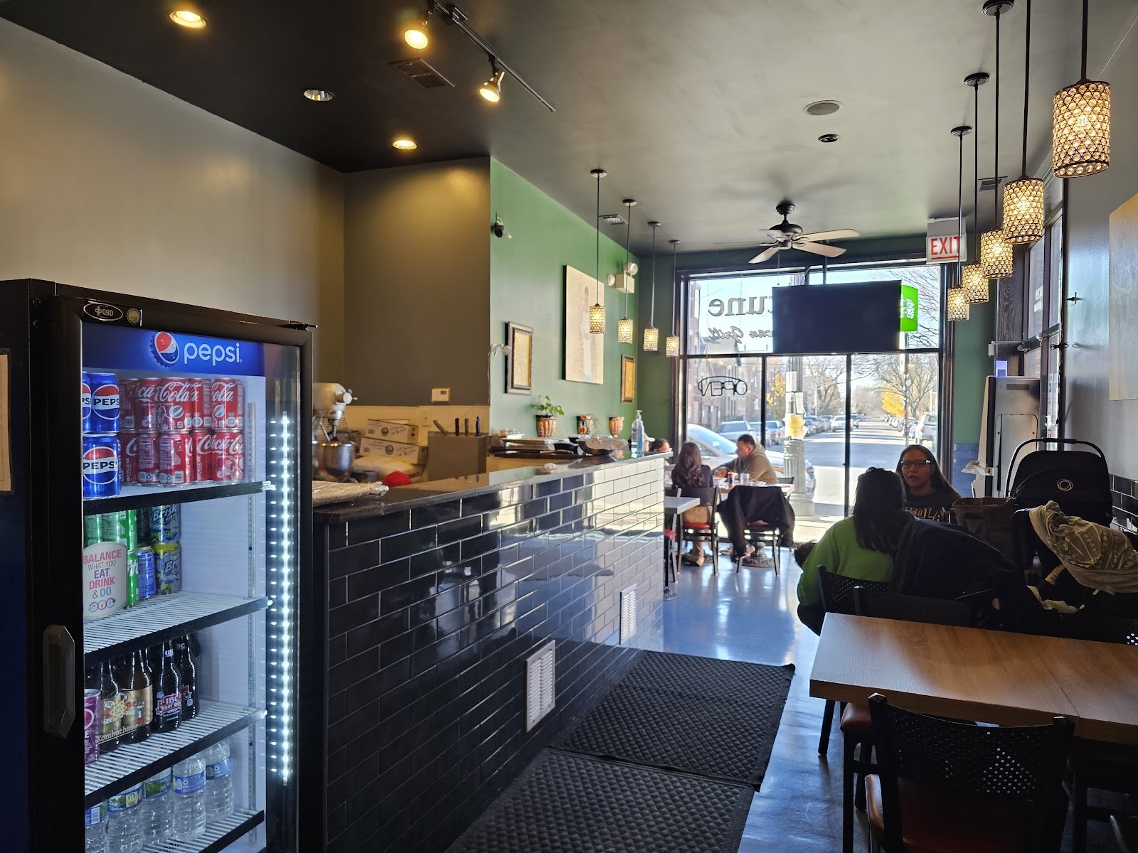 Zaytune Mediterranean Grill: the place