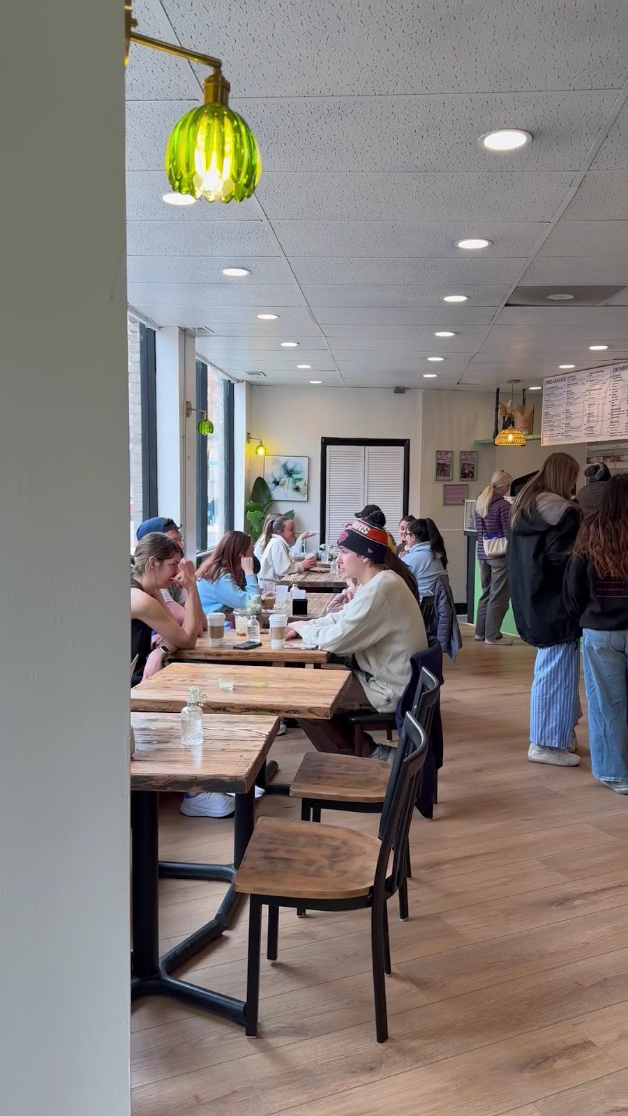Jujin Broadway Breakfast & Coffee: the place