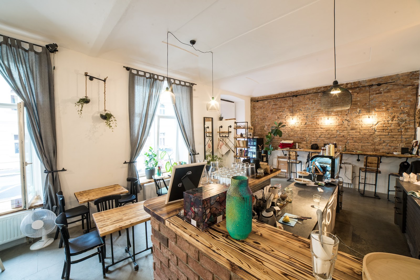 Pracovna & Laskafe: the place
