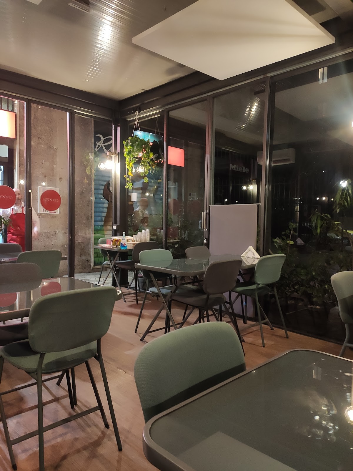 Pizzootto Gusto All'Infinito - Bande Nere: the place