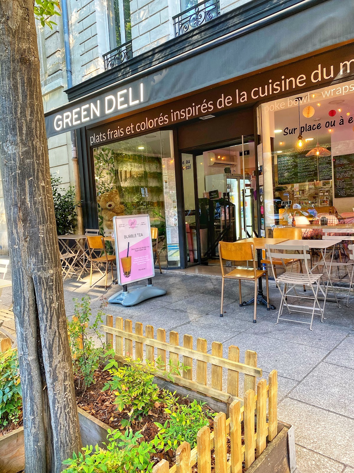 Green Deli: the place