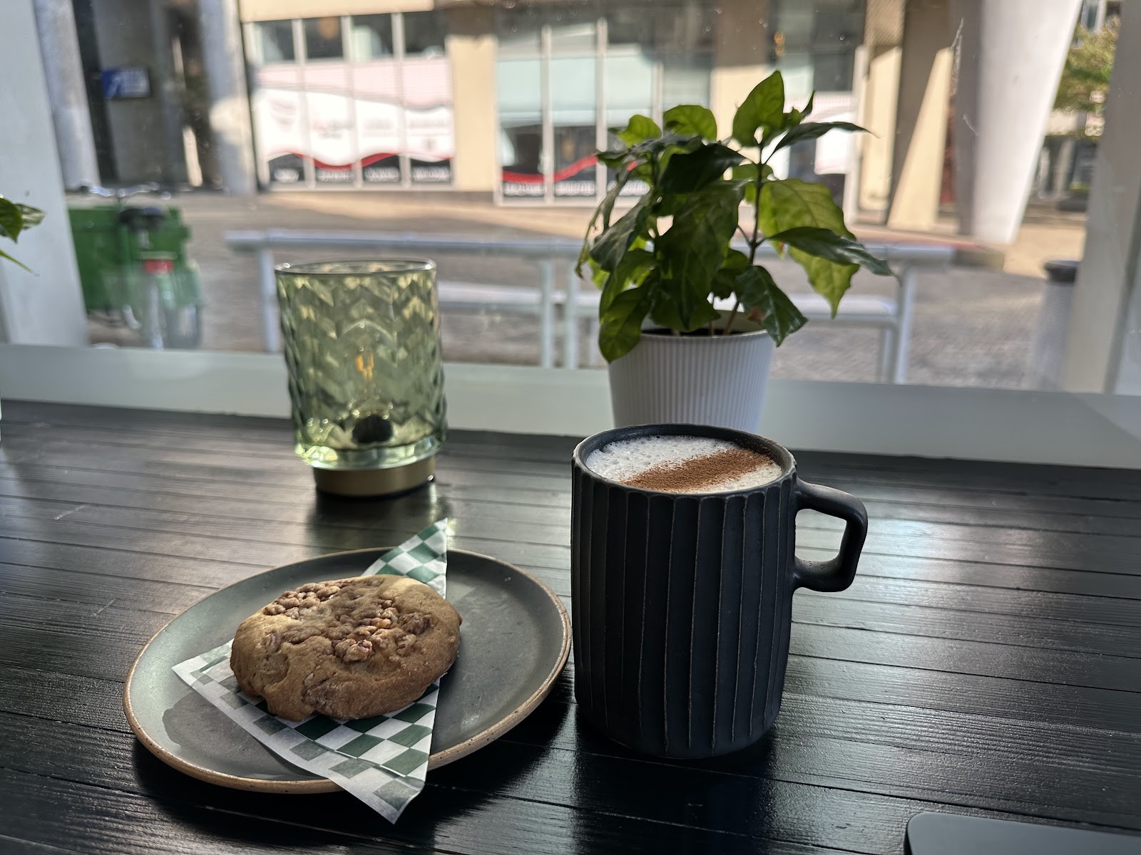 The Grind by VEGAIN: food & drinks