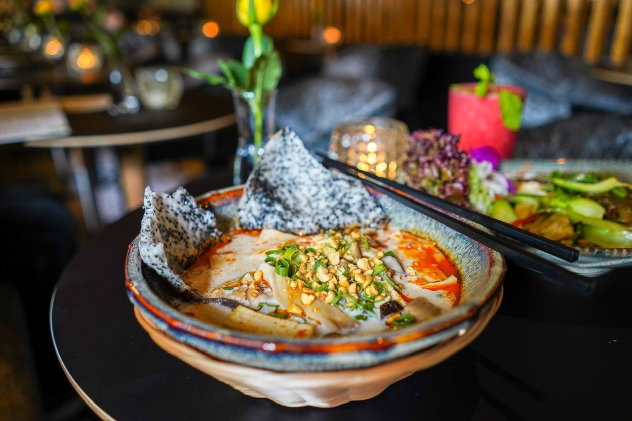 Soy Vegan München /vegan Restaurant: food & drinks