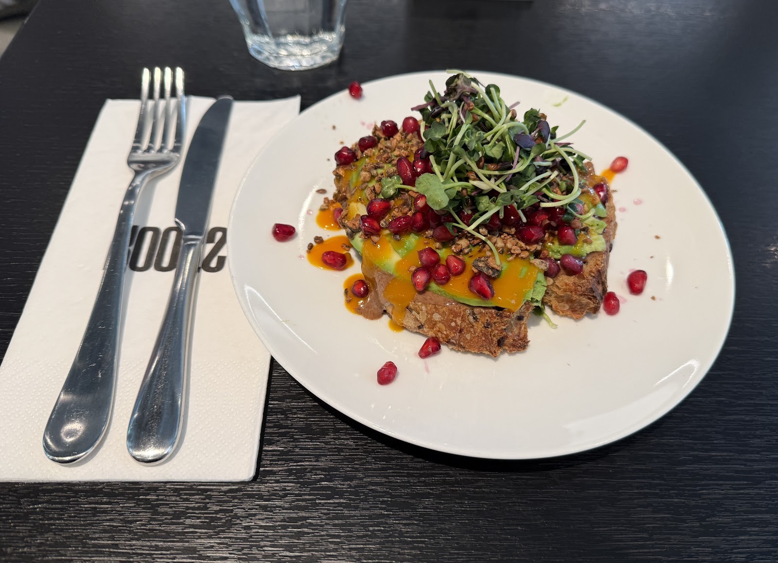 Roots: food & drinks