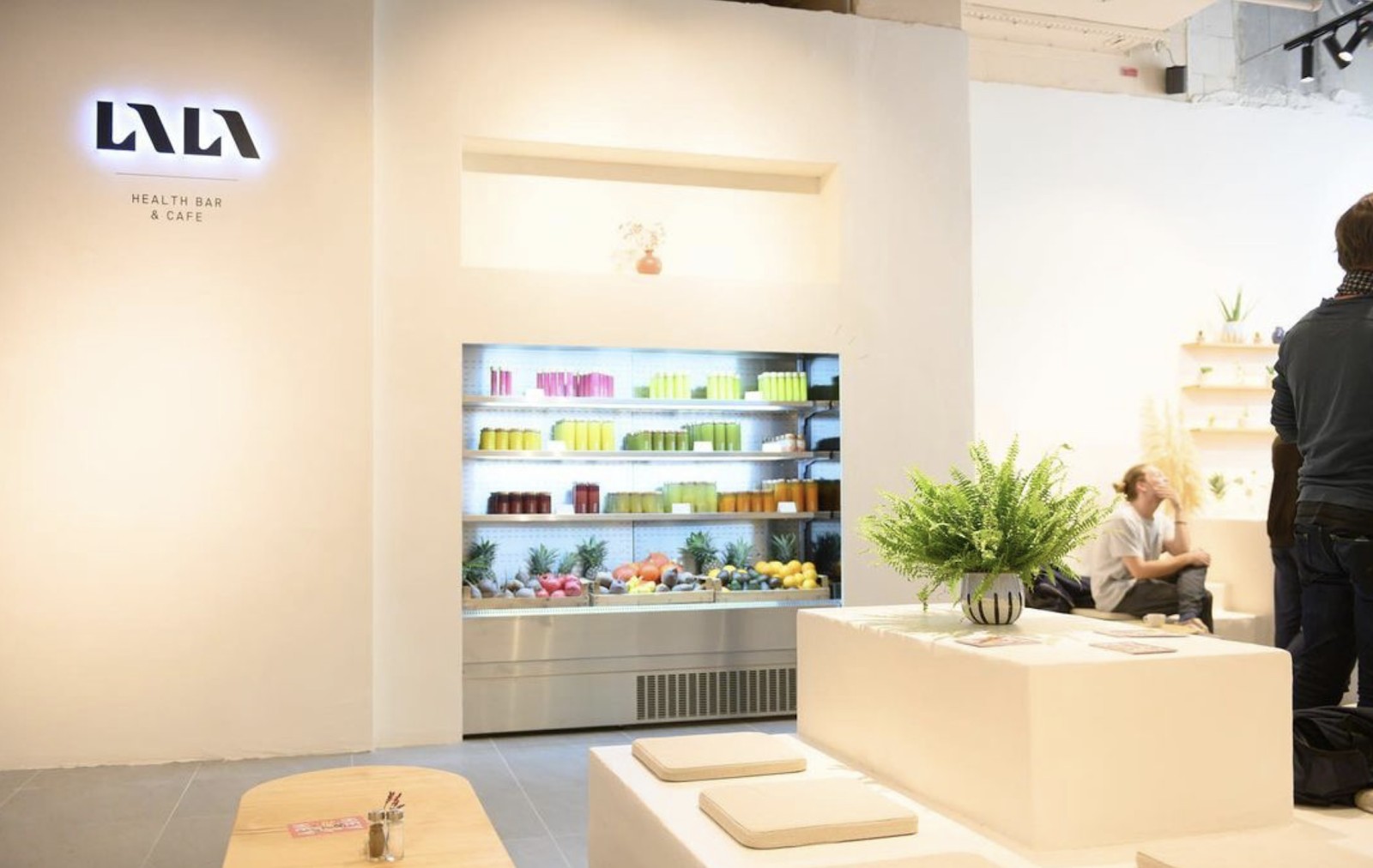 LALA Health Bar & Café: the place