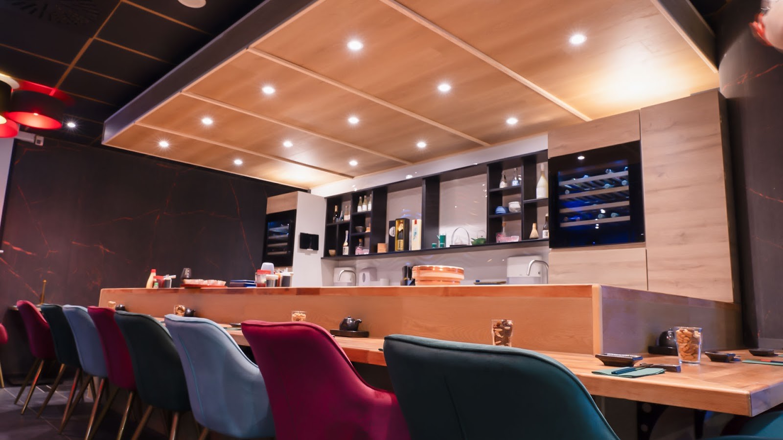 Takahumi Sushi: the place